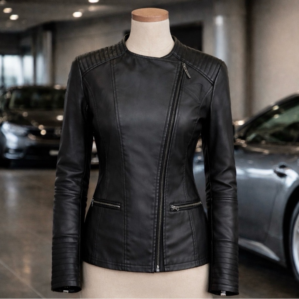 Ferrari F-COLLECTION W2800 Woman Leather Jacket Size Small Black ITALY